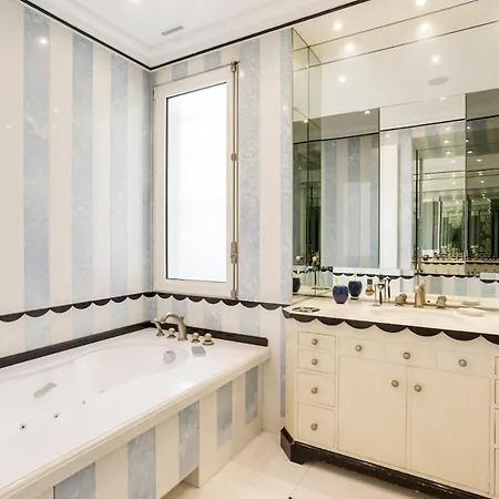 Trocadero, Eiffel Tower, Luxury For 8p * פריז