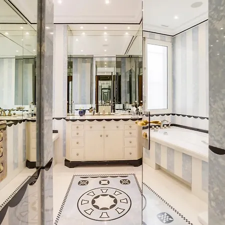 Trocadero, Eiffel Tower, Luxury For 8p דירה