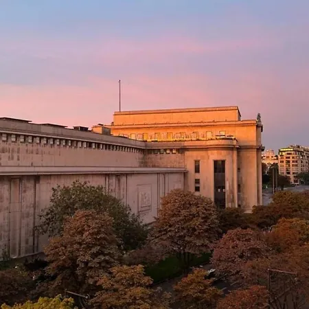 Trocadero, Eiffel Tower, Luxury For 8p