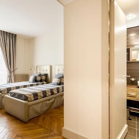 Trocadero, Eiffel Tower, Luxury For 8p דירה פריז