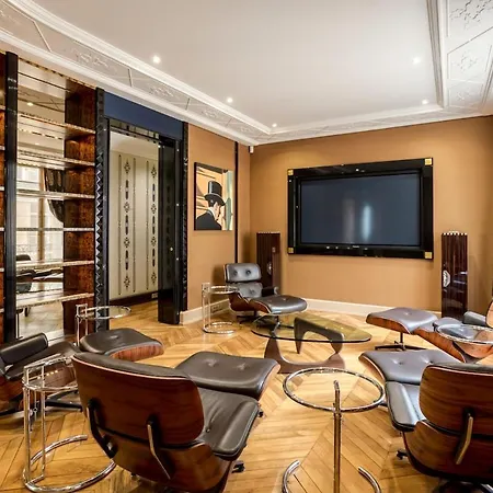 Trocadero, Eiffel Tower, Luxury For 8p