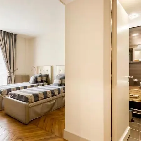 Trocadéro, Eiffel Tower, Luxury For 8p Parigi