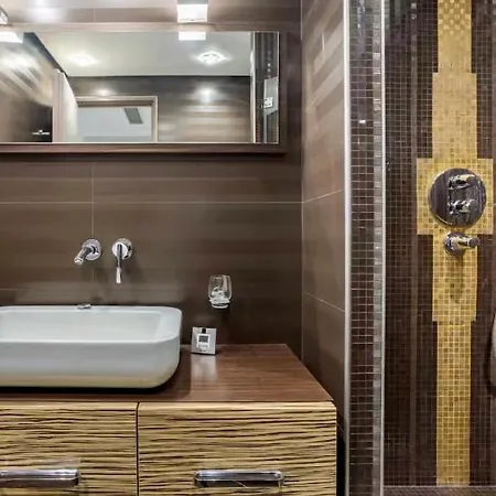 W Trocadero, Eiffel Tower, Luxury For 8p Apartment *