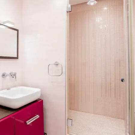 Appartamento Trocadéro, Eiffel Tower, Luxury For 8p *
