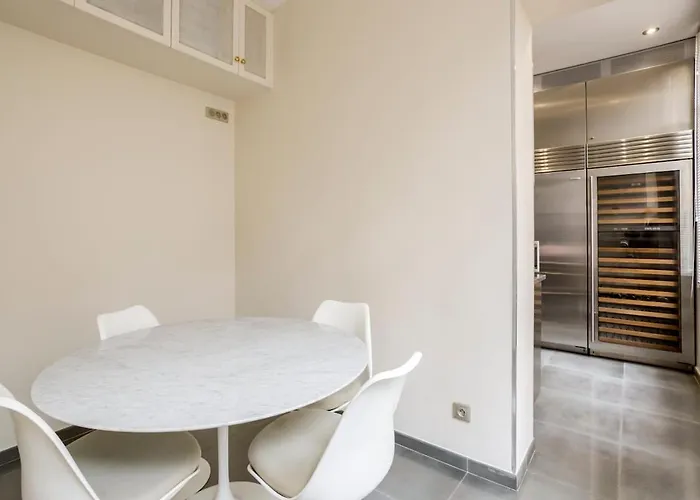 Appartement Trocadéro, Eiffel Tower, Luxury For 8p