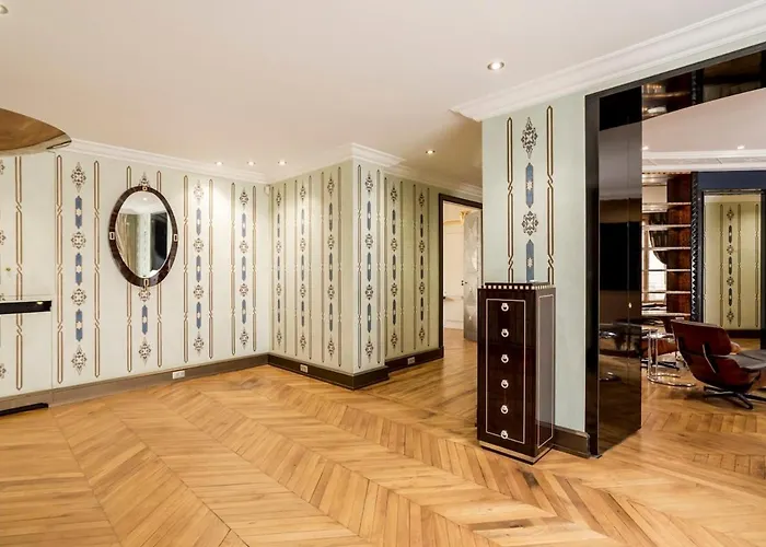 Trocadéro, Eiffel Tower, Luxury For 8p * Paris