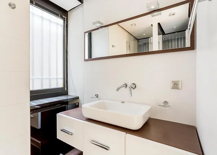 Trocadéro, Eiffel Tower, Luxury For 8p * Paris