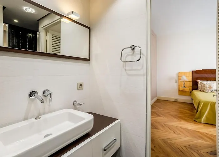 Appartement Trocadéro, Eiffel Tower, Luxury For 8p *