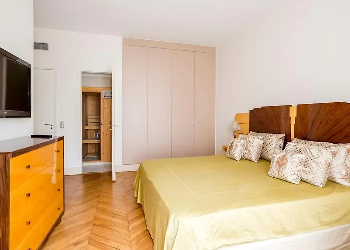 W Trocadero, Eiffel Tower, Luxury For 8p Апартаменты *