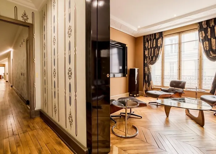 W Trocadero, Eiffel Tower, Luxury For 8p Апартаменты Париж