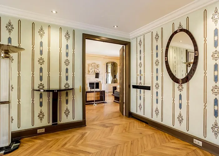 W Trocadero, Eiffel Tower, Luxury For 8p Париж