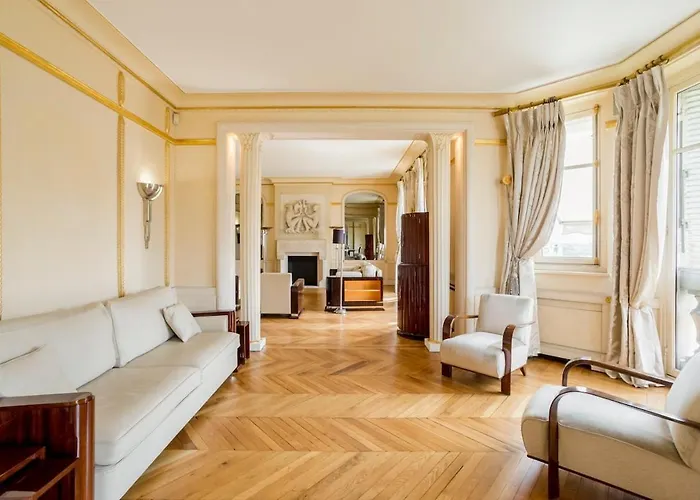 W Trocadero, Eiffel Tower, Luxury For 8p Апартаменты
